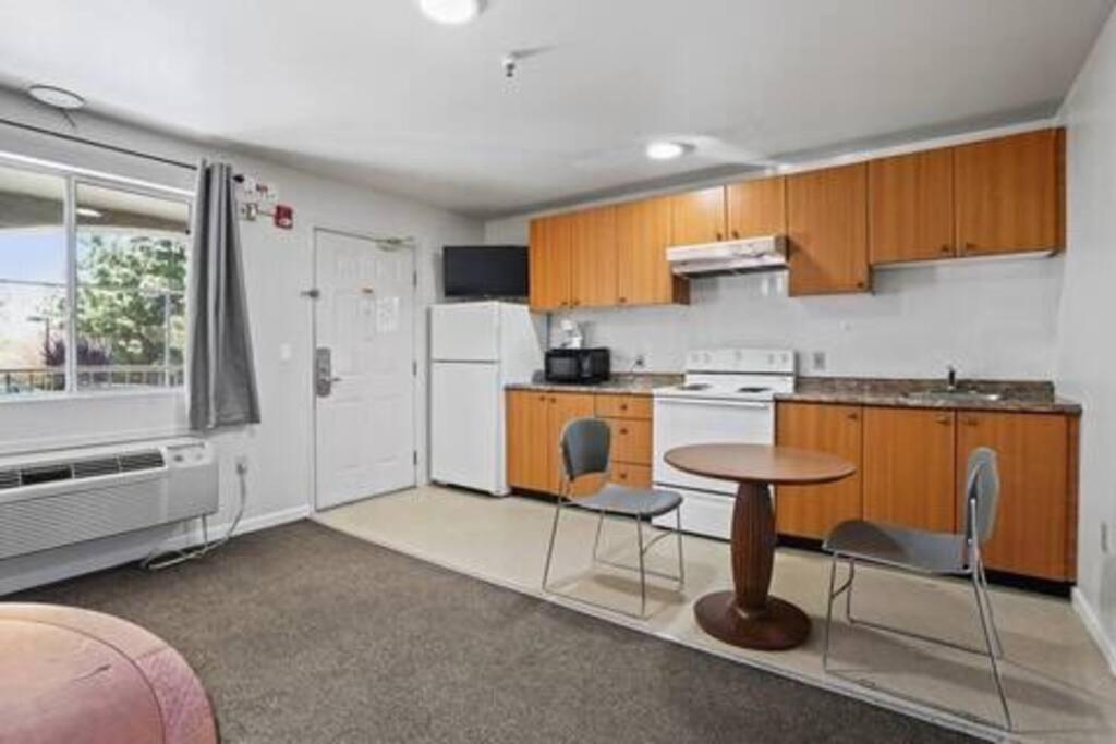 פרימונט Mission Peak Lodge מראה חיצוני תמונה